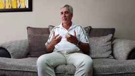 Driehoek-hoof praat oor seer en hoop