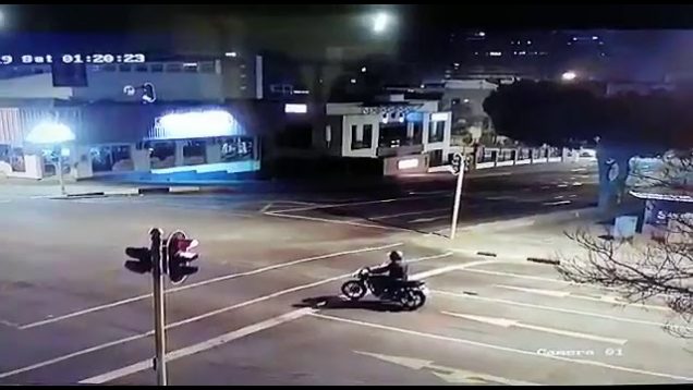 Motoris gesoek ná jong man ‘wonderbaarlik’ oorleef