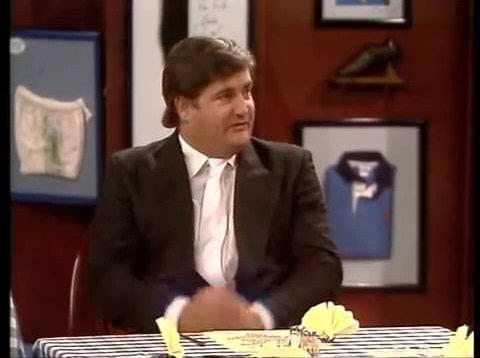 SAUK TV: Vetkoekpaleis Seisoen 2 Episode 12 – Verbode Vrugte