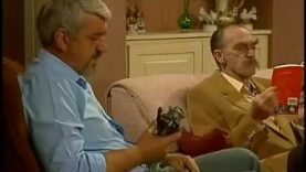 SAUK TV: Orkney Snork nie – seisoen  1 episode 6- Stink pap en stywe lyne