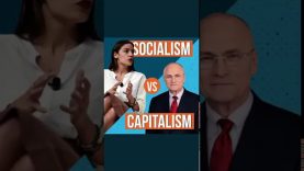 Socialism vs Capitalism – Understand the difference