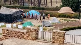 Waarom is Daar nie ‘n Boer Ossewa Permanent Gekamp Voor die Unie Gebou nie, Langs die Khoisan Kamp?