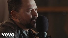 Ricus Nel – I Recall a Gypsy Woman (Live in Pretoria, The Shack, 2017)